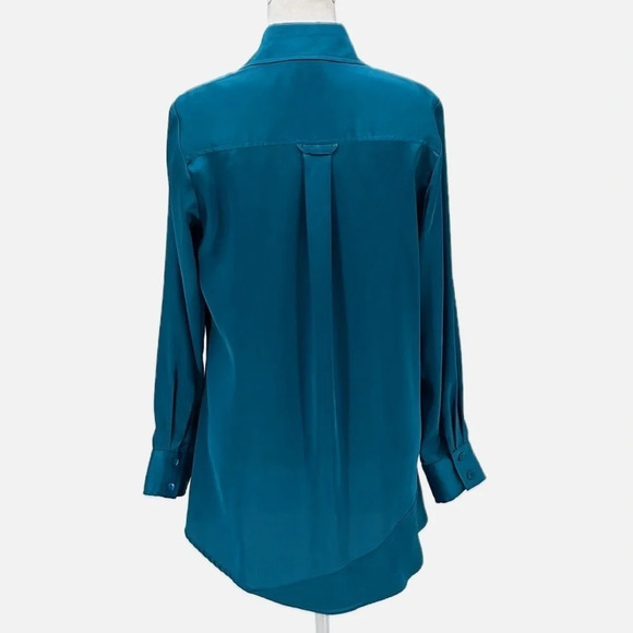 Finley Jenna Long Sleeve Satin Tiered Blouse in Turquoise - Size Small - Picture 4 of 10